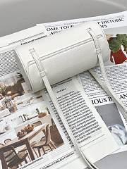 Chanel Preppy Coco Bowling Bag White Caviar 20x10x11cm - Unahubs  - 5