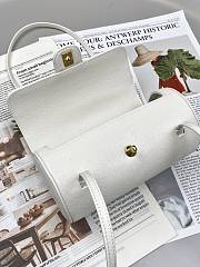 Chanel Preppy Coco Bowling Bag White Caviar 20x10x11cm - Unahubs  - 4