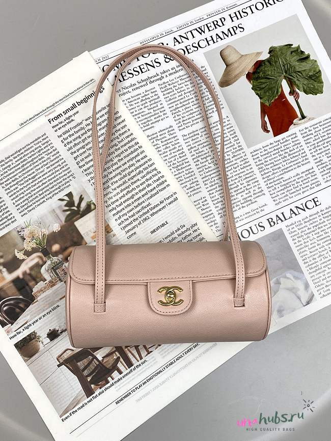 Chanel Preppy Coco Bowling Bag Pink Caviar 20x10x11cm - Unahubs - 1