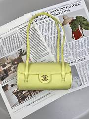 Chanel Preppy Coco Bowling Bag yellow Caviar 20x10x11cm - Unahubs - 1