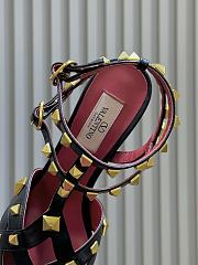 Valentino Garavani 100mm studdy kidskin pumps black - Unahubs - 4