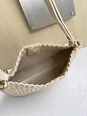 Bottega Veneta Small Beige Clicker Bag 36x30x12cm - Unahubs - 2