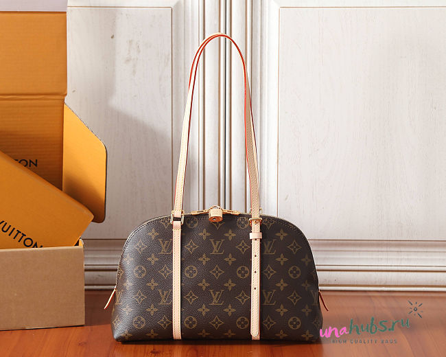 Louis Vuitton Squire PM Monogram 30x20x10cm - Unahubs - 1