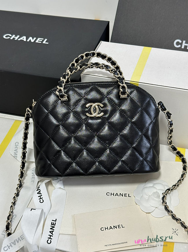 Chanel Clutch Bag Black 20x15x6cm - Unahubs - 1