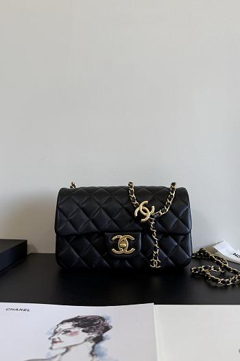 Chanel Flap Bag Black Lambskin Logo 20x13x7cm - Unahubs