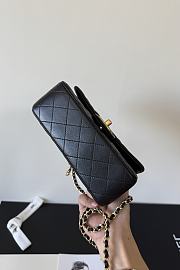 Chanel Flap Bag Black Lambskin Logo 20x13x7cm - Unahubs - 3