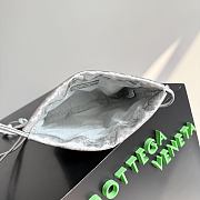 Bottega Veneta Small Dustbag Silver 21x16.6x1cm - Unahubs - 5