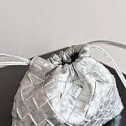 Bottega Veneta Small Dustbag Silver 21x16.6x1cm - Unahubs - 2