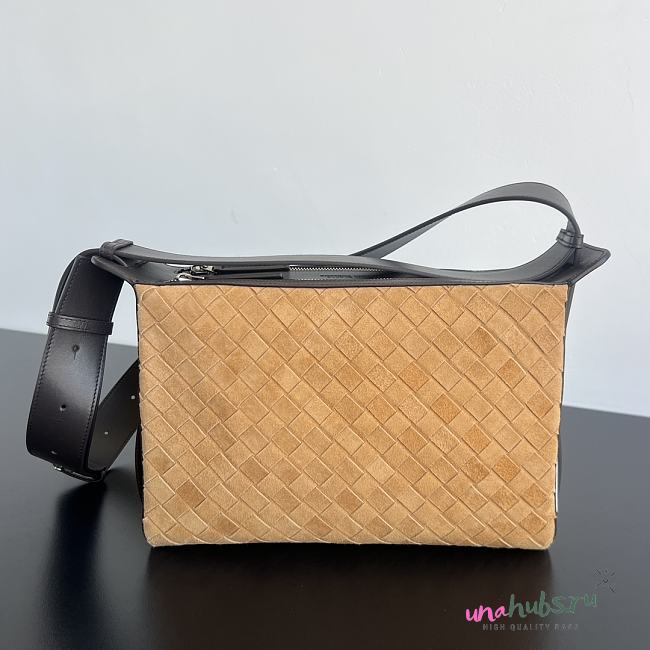 Bottega Veneta Tribeca Top Handle Amber 30.5x20x9cm - Unahubs - 1