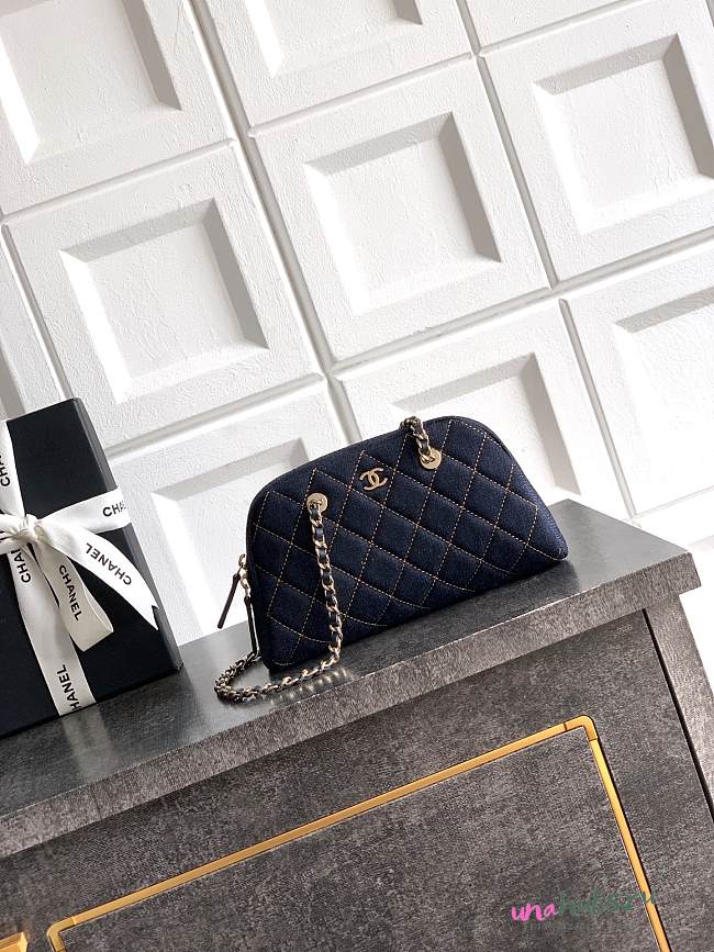 Chanel 26 Denim Bag 19.5x11.7x5.5cm - 1