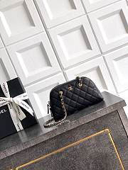 Chanel 26 Black Caviar Bag 19.5x11.7x5.5cm - Unahubs - 1