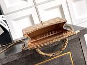 Chanel Clutch with Chain Gold 15x10.5x5.5cm - Unahubs - 5