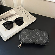 Louis Vuitton Sunglasses Pouch GM Monogram Canvas  - 3
