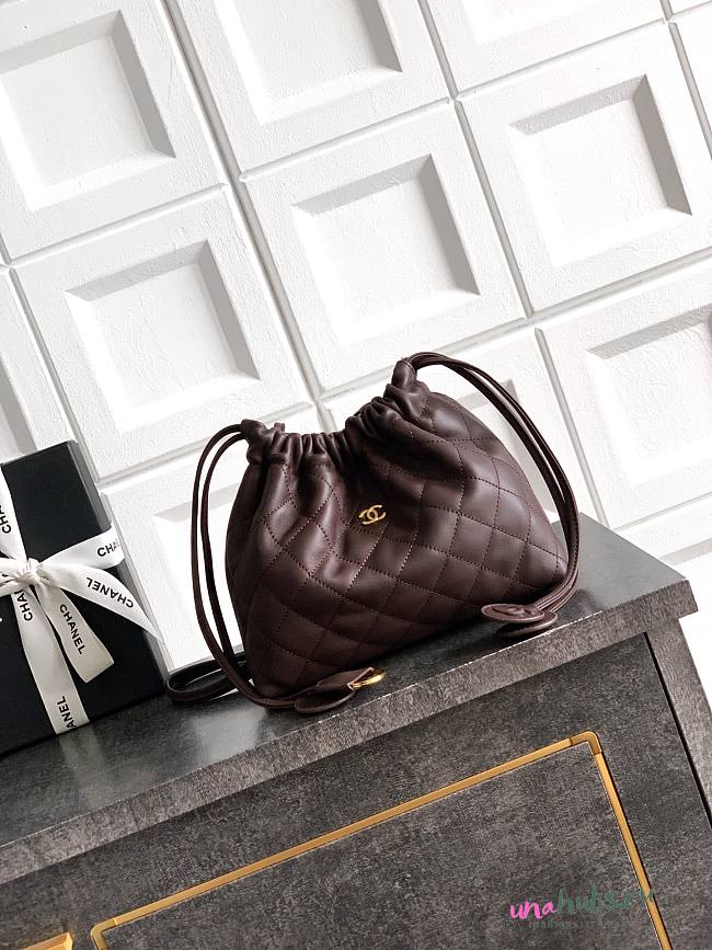 Chanel Clutch Strap Lambskin Dark Brown 18x12x5cm - Unahubs - 1