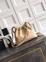 Chanel Clutch Strap Lambskin Beige 18x12x5cm - Unahubs - 4