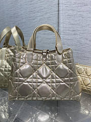 Dior Medium Toujours Bag gold 28.5x19x21cm - Unahubs - 3