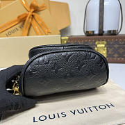 Louis Vuitton LV Mini Bumbag Black 17x12x9cm - 4