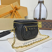 Louis Vuitton LV Mini Bumbag Black 17x12x9cm - 3