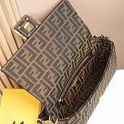 Fendi Baguette Black Medium  - 3