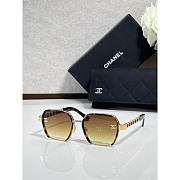 Chanel Geometric Sunglasses Black Gradient - Unahubs - 3