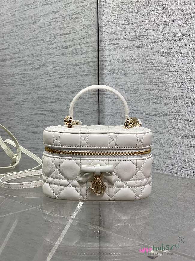 Dior Mini Vanity White Lambskin 17x10.5x8cm - Unahubs - 1