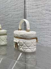 Dior Mini Vanity White Lambskin 17x10.5x8cm - Unahubs - 5