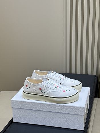 Dior Dioramour Saltwind Sneaker