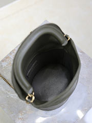 YSL Gaby bucket bag lambskin green 19x17x15cm - Unahubs - 2