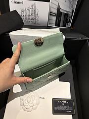 Chanel Kelly green Caviar 18x10x4.5cm - 4