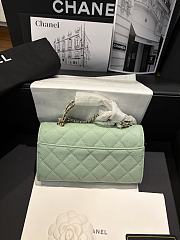 Chanel Kelly green Caviar 18x10x4.5cm - 2