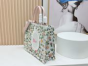 Dior Large Book Tote White Multicolor Daisy 41x14x32cm - 4