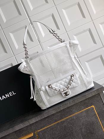 Chanel La Madrague Tote White 30x32x9cm - Unahubs