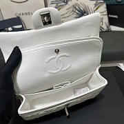 Chanel Flap Bag White Lambskin Silver 23cm - Unahubs - 4