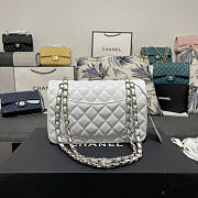 Chanel Flap Bag White Lambskin Silver 23cm - Unahubs - 3