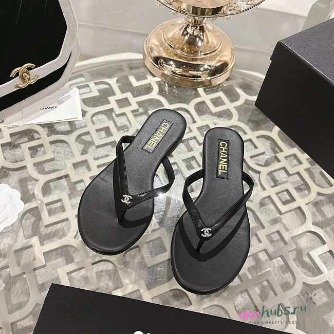 Chanel Black Flip Flops 02 - 1