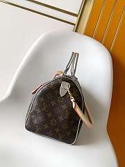 Louis Vuitton 57th Street NYC Speedy 30x21x17cm - Unahubs - 4