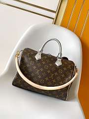 Louis Vuitton 57th Street NYC Speedy 30x21x17cm - Unahubs - 2