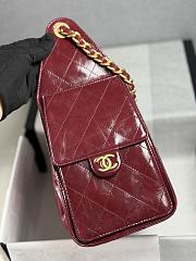Chanel Small Handbag Shiny Crumpled Calfskin burgundy 30x26x14cm - Unahubs - 2
