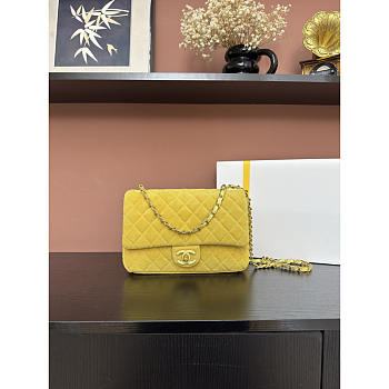 Chanel Medium Flap Bag Suede yellow 24x17x7cm - Unahubs