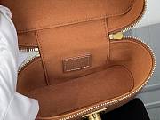 Louis Vuitton Low Key Vanity Pouch Cognac 19x12x5.5cm - Unahubs - 3