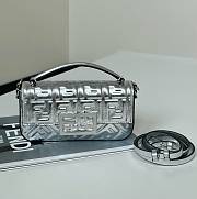 Fendi by Marc Jacobs Baguette Phone Pouch silver 18.5x2.5x10cm - Unahubs - 1