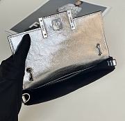 Fendi by Marc Jacobs Baguette Phone Pouch silver 18.5x2.5x10cm - Unahubs - 3