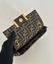Fendi by Marc Jacobs Baguette Phone Pouch 18.5x2.5x10cm - Unahubs - 2