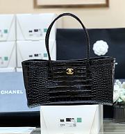 Chanel Small Shopping Bag Crocodile Calfskin Gold black 39x20x13cm - 1