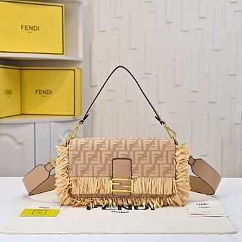 Fendi Mamma Baguette Beige 26.5x18x8.5cm - Unahubs