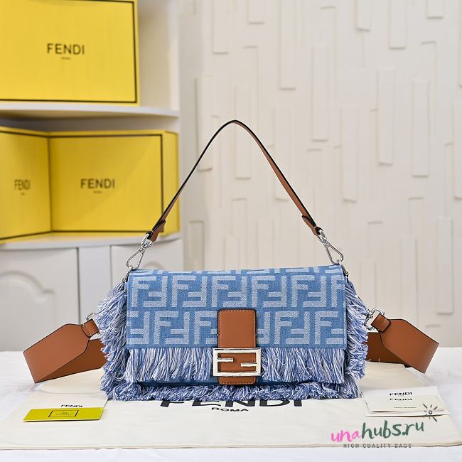 Fendi Mamma Baguette Blue 26.5x18x8.5cm - Unahubs - 1