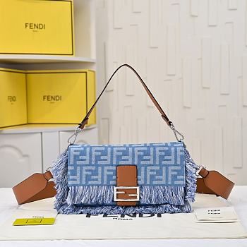 Fendi Mamma Baguette Blue 26.5x18x8.5cm - Unahubs