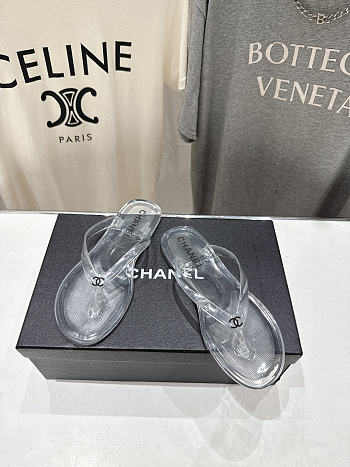 Chanel slipper