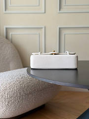 Chanel Small Flap Bag white Calfskin Gold 22x15x7cm - Unahubs - 4