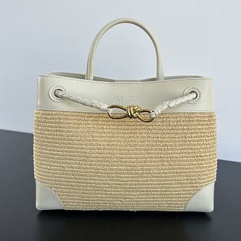 Bottega Veneta medium Andiamo Raffia White 32x24x12cm
